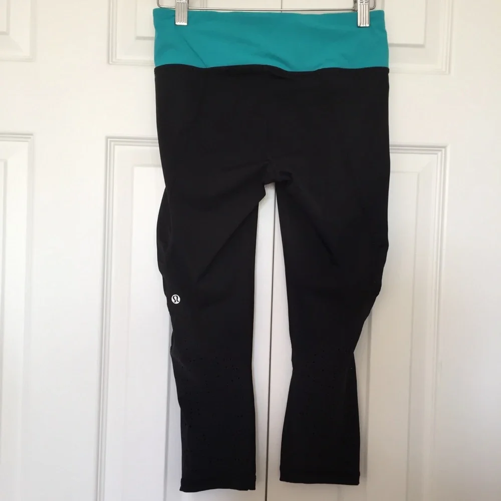 Lululemon Water Bound Crop